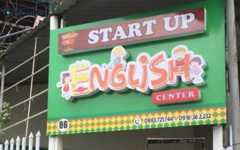 Mẫu bảng hiệu trẻ trung tạo ấn tượng mạnh với các học viên nhí