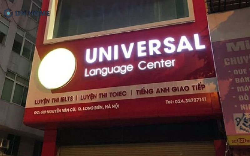 Bảng hiệu led tăng sự nổi bật của trung tâm vào ban đêm