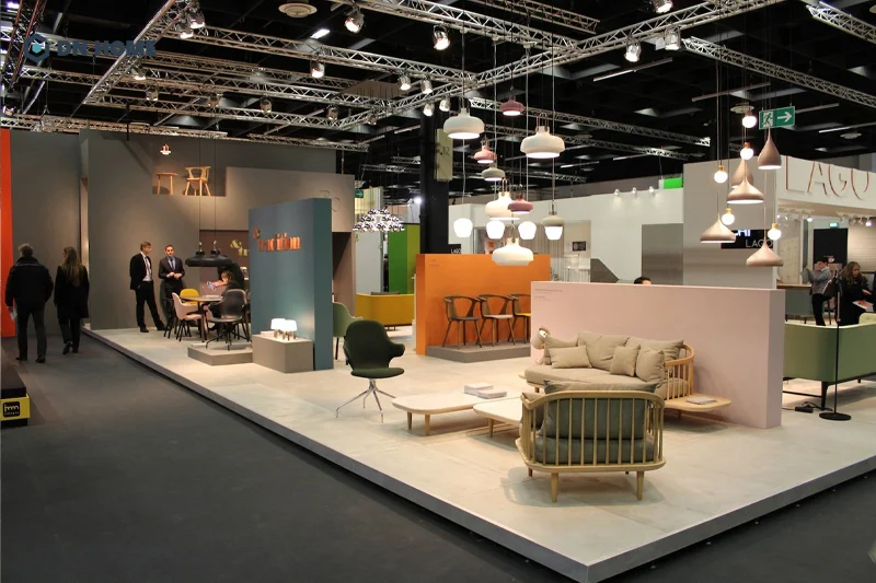 Việc thống nhất phong cách thiết kế showroom chủ đạo nhằm đảm bảo sự đồng bộ với hình ảnh thương hiệu