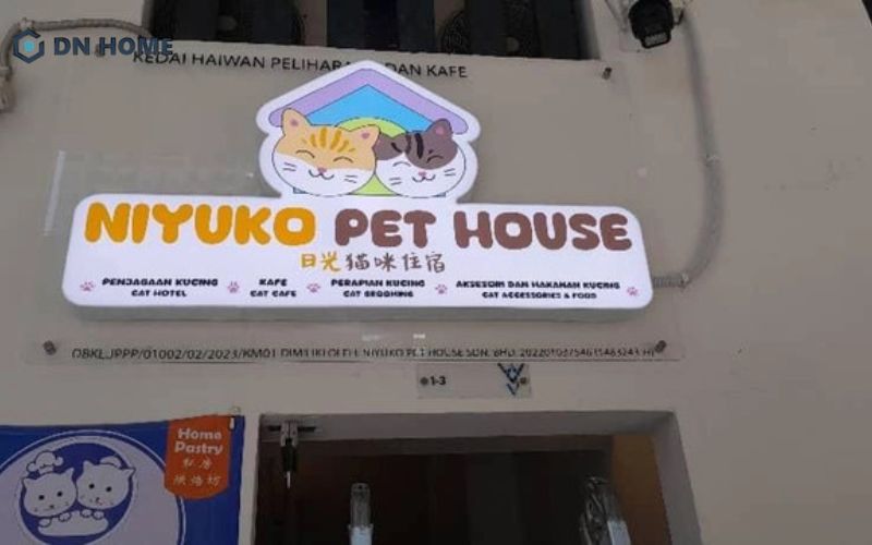 Nắm rõ thông tin về chi phí làm biển hiệu cửa hàng thú cưng