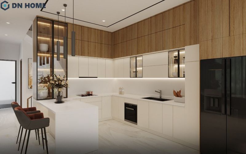 Với tủ bếp chữ U, gia chủ có thể tận dụng một cạnh làm thành quầy bar tiện nghi