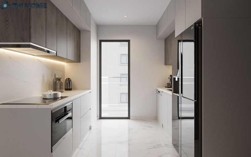 Hệ tủ bếp song song giúp phân chia khu vực chức năng một cách rõ ràng, giúp quy trình nấu nướng trở nên thuận tiện hơn