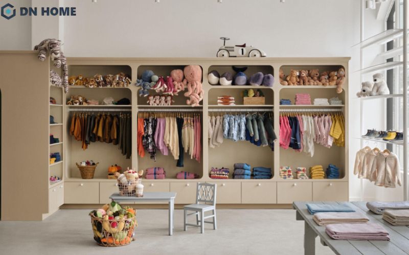 Việc đầu tư vào thiết kế shop thời trang trẻ em chuyên nghiệp giúp thu hút khách hàng hiệu quả