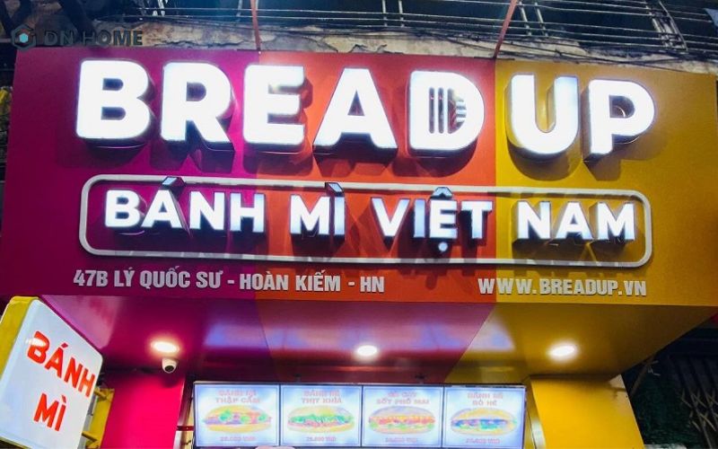 Bảng hiệu bánh mì chữ nổi kết hợp đèn LED