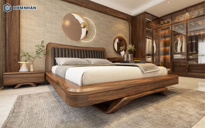 Nội thất gỗ óc chó với gam màu nâu trầm tạo cảm giác ấm cúng, gần gũi cho không gian phòng ngủ