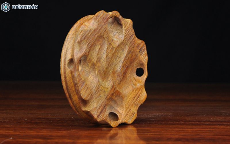 Bảo quản sản phẩm từ gỗ hoàng dương đúng cách giúp duy trì giá trị và màu sắc theo thời gian.