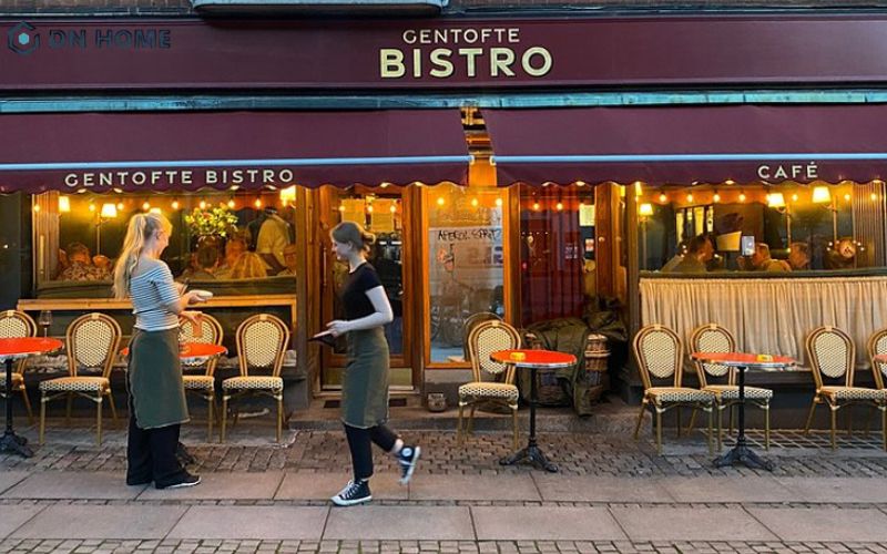 Phong thái phục vụ tại các quán ăn Bistro đều chú trọng đến việc nhanh nhẹn