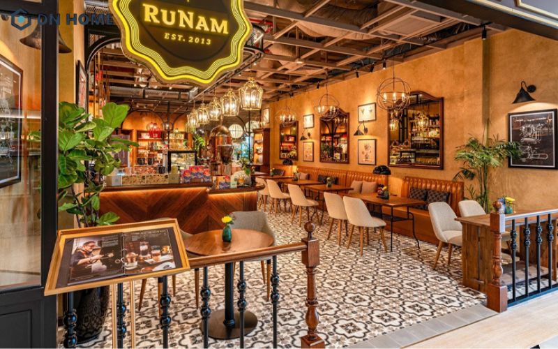 Nhà hàng Runam Bistro mang vẻ đẹp cổ điển Pháp và truyền thống Á Đông với phong cách Indochine