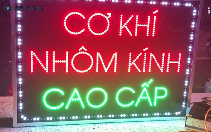 Bảng hiệu đèn LED cơ khí hiện đại