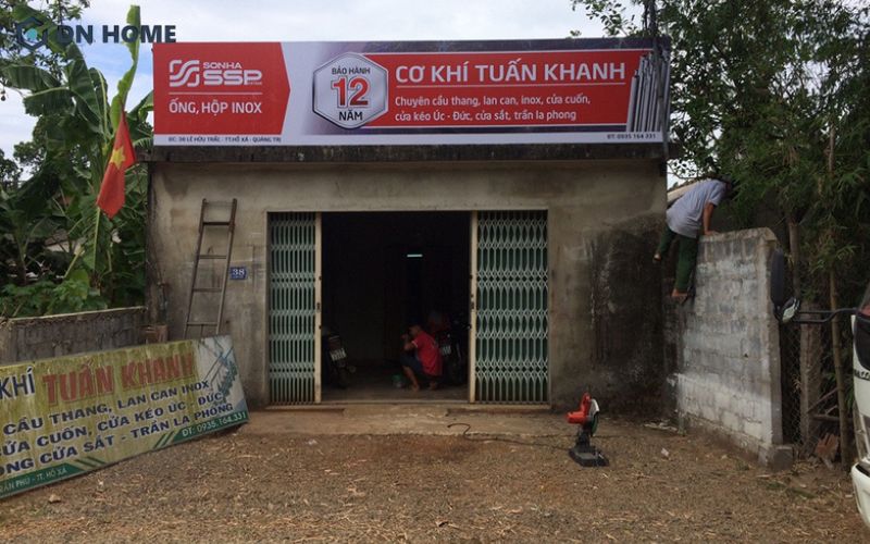 Mẫu bảng hiệu cơ khí bằng bạt Hiflex mang lại giải pháp tiết kiệm chi phí và có độ bền tốt