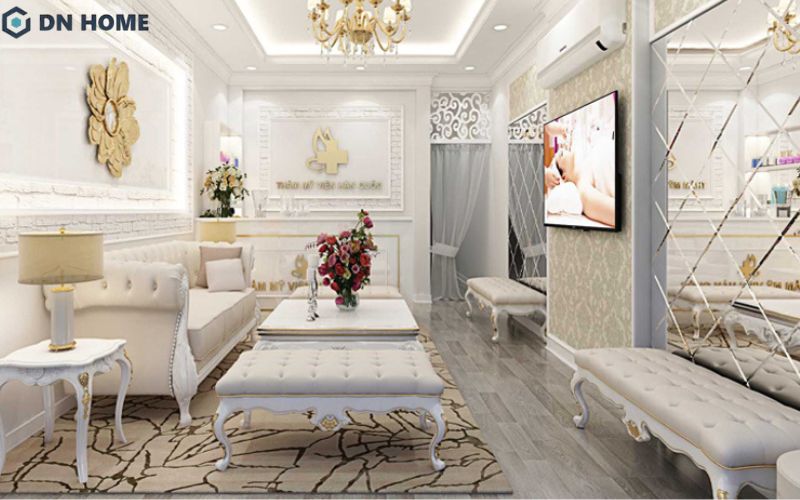 Gương lớn được sử dụng trong khu vực sảnh tạo cảm giác thoáng rộng, sang trọng