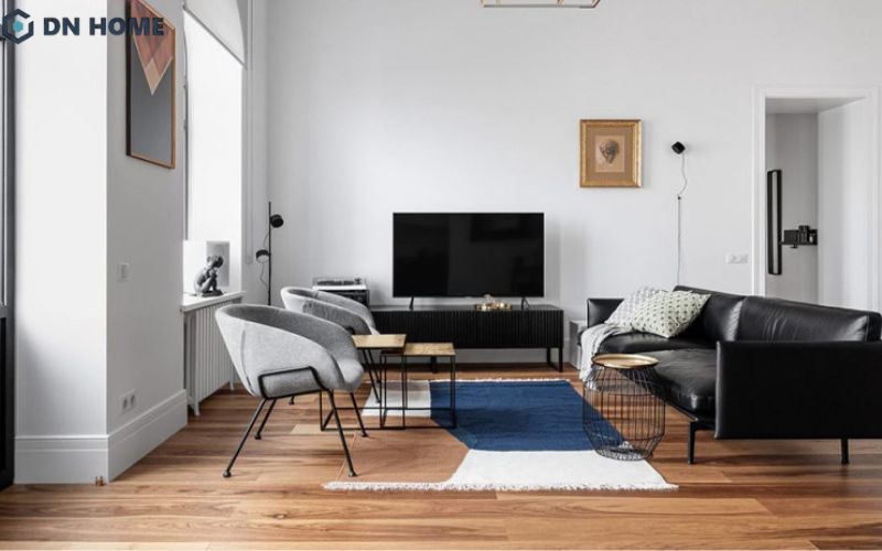 Có thể bố trí thêm thảm trải sàn để tạo điểm nhấn ấm cúng trong không gian phòng khách 20m2