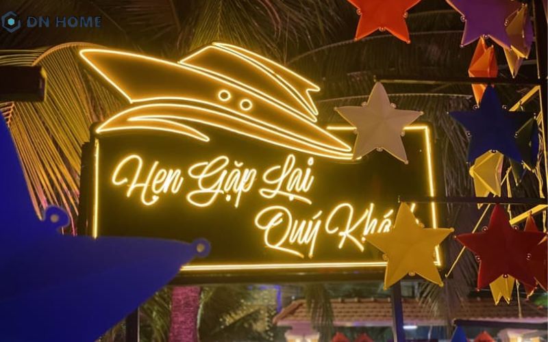 Biển hiệu đèn led neon mang phong cách trẻ trung, sáng tạo
