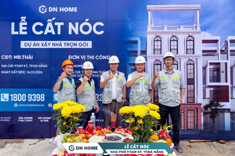 Buổi lễ cất nóc diễn ra trong không khí trang trọng và phấn khởi - đánh dấu khởi đầu cho giai đoạn hoàn thiện