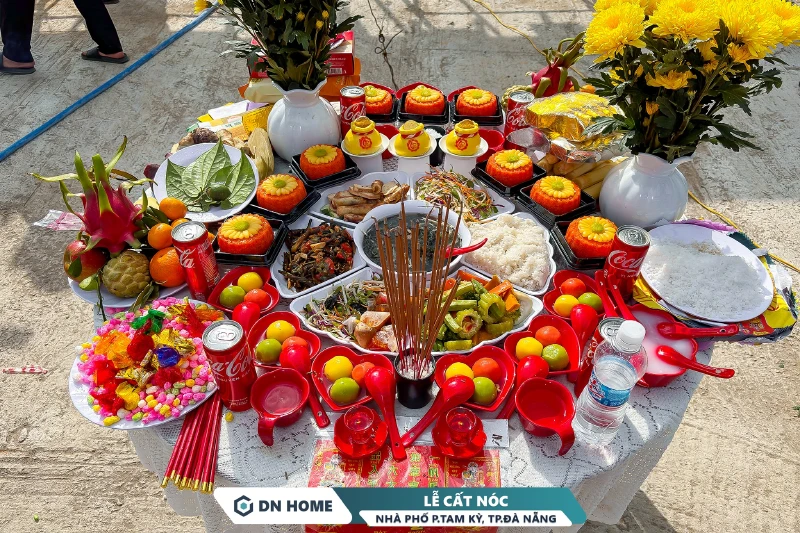 DN HOME chuẩn bị chu đáo đầy đủ các nghi thức cúng theo phong tục cất nóc