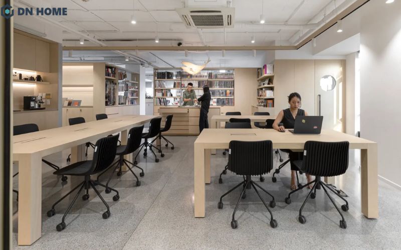 Hệ thống kệ tủ lưu trữ hồ sơ và mẫu dược phẩm cũng cần được chú trọng khi thiết kế văn phòng làm việc công ty dược