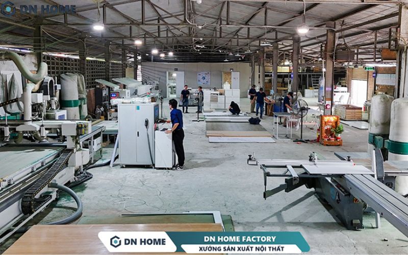 Xưởng sản xuất nội thất riêng quy mô 2000m2 của DN HOME