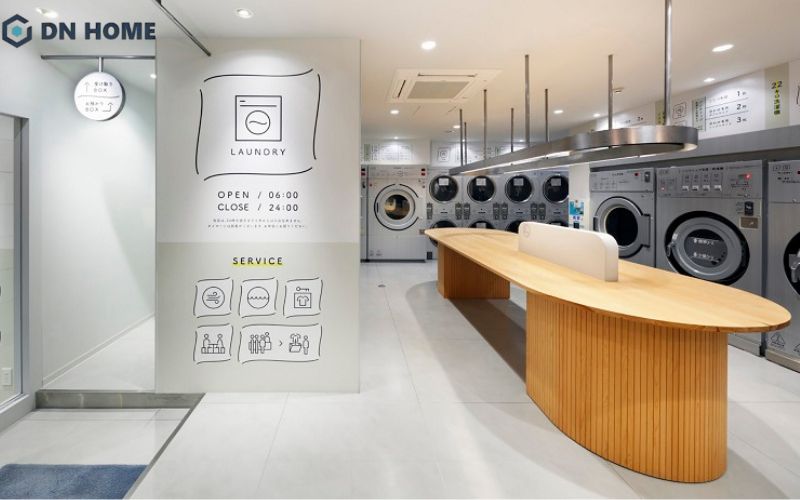 Thiết kế cửa hàng giặt là phong cách hiện đại phù hợp với thương hiệu định hướng hình ảnh cao cấp, chuyên nghiệp