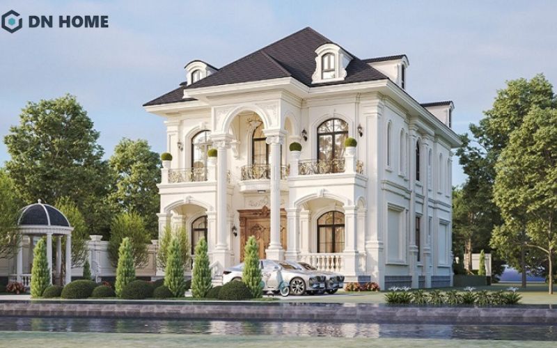 Thiết kế nhà hình vuông 2 tầng hài hoà giữa nét cổ điển sang trọng và đường phào chỉ tinh tế, hiện đại