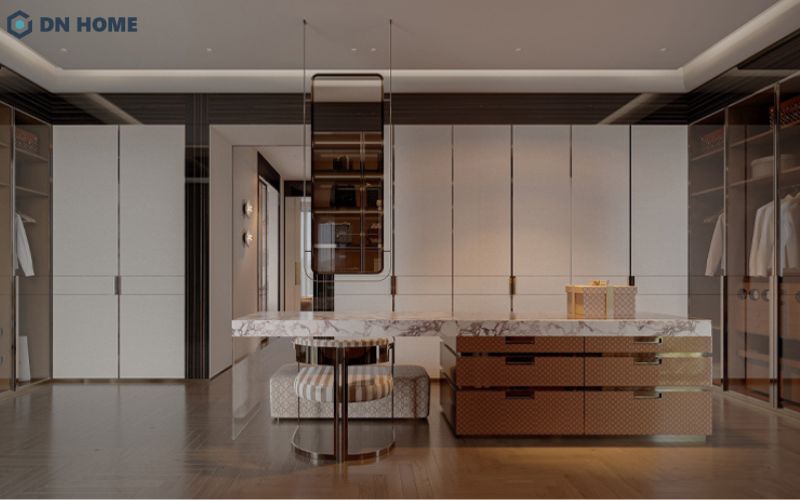 Khu vực walk-in closet được thiết kế sang trọng, rộng rãi thể hiện đẳng cấp gia chủ