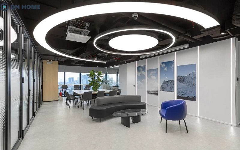 Không gian phòng làm việc nhóm, trao đổi ý tưởng của công ty dược dạng Medtech