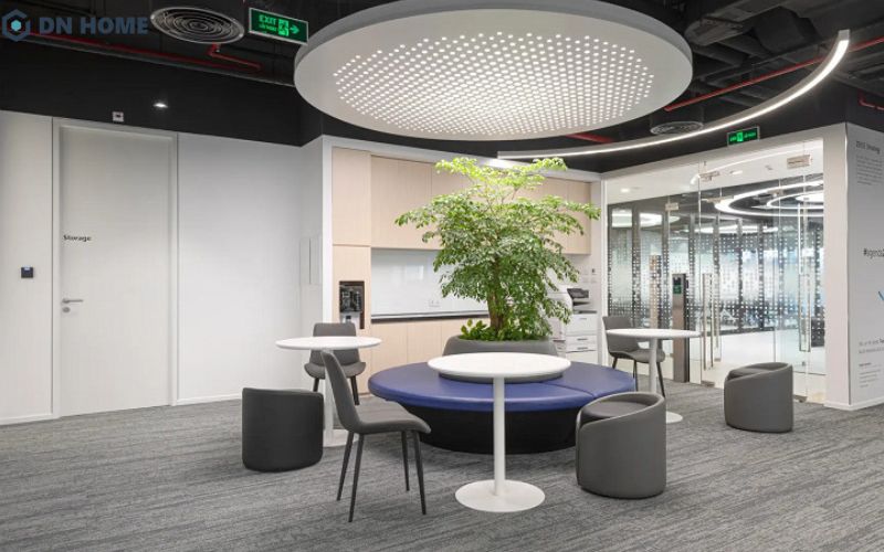 Không gian Pantry thiết kế nhỏ gọn nhưng vẫn đáp ứng tiện nghi cơ bản của nhân viên