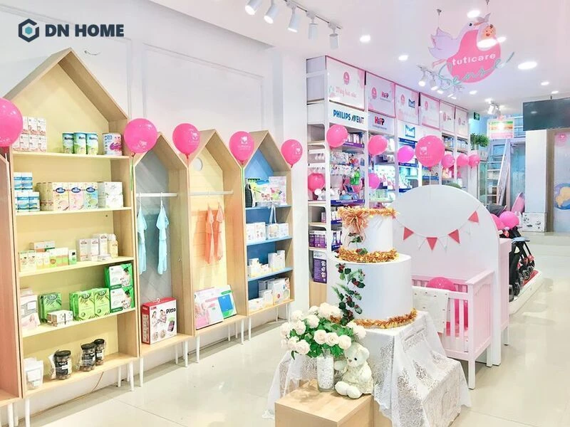 Thiết kế showroom cửa hàng bỉm sữa dễ thương, gần gũi với mẹ và bé
