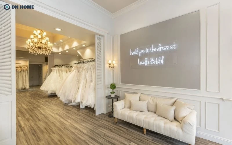 Lối đi được thiết kế thông thoáng giúp khách hàng di chuyển thoải mái