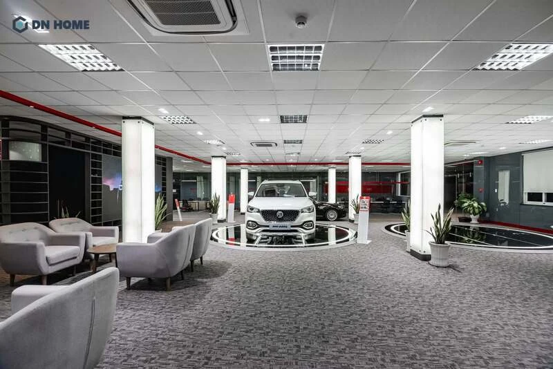 Sử dụng ánh sáng trắng phù hợp với những showroom ô tô nhỏ