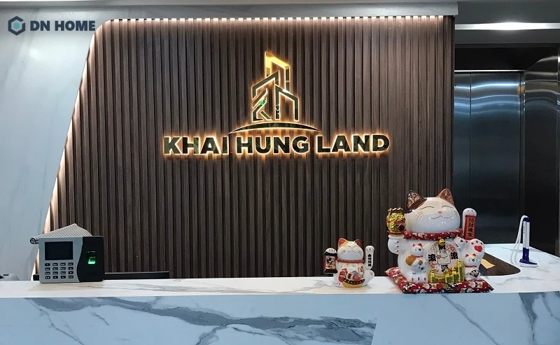 Biển hiệu inox chữ nổi hắt chân làm nổi bật tên thương hiệu