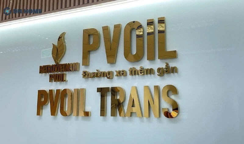 Inox 201 được sử dụng khá phổ biến trong gia công bảng hiệu nhờ bề mặt sáng bóng, dễ cắt, uốn và tạo hình