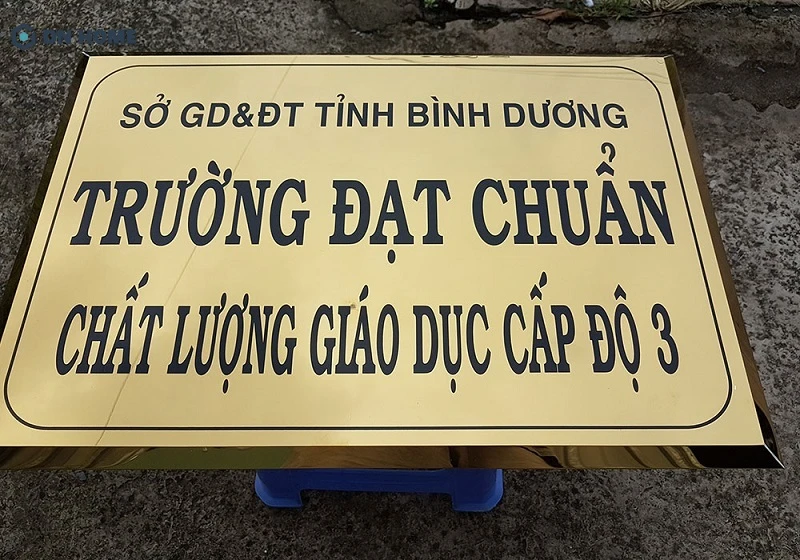 Inox 304 là dòng inox cao cấp, nổi bật với độ sáng bóng tự nhiên và khả năng giữ được vẻ đẹp lâu dài trong quá trình sử dụng