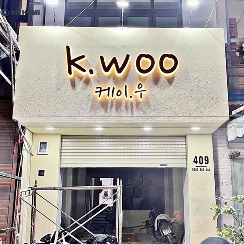 Mẫu bảng hiệu tiệm makeup đẹp, mang phong cách trẻ trung và hiện đại