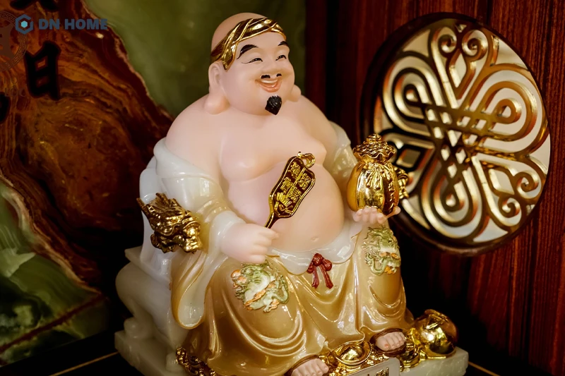 Ông Thổ Địa là vị thần bảo hộ vùng đất, che chở nơi sinh sống khỏi những điều xui rủi