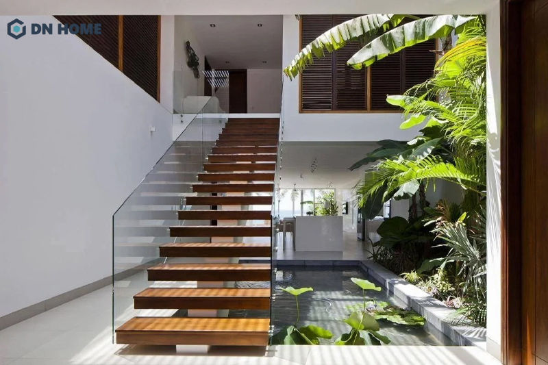 Cầu thang nhà phố có chiều cao giữa các bậc thang là khoảng 25-30cm