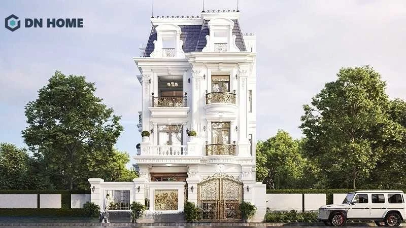 Ngôi nhà nổi bật giữa phố xá bởi vẻ uy nghi, sang trọng