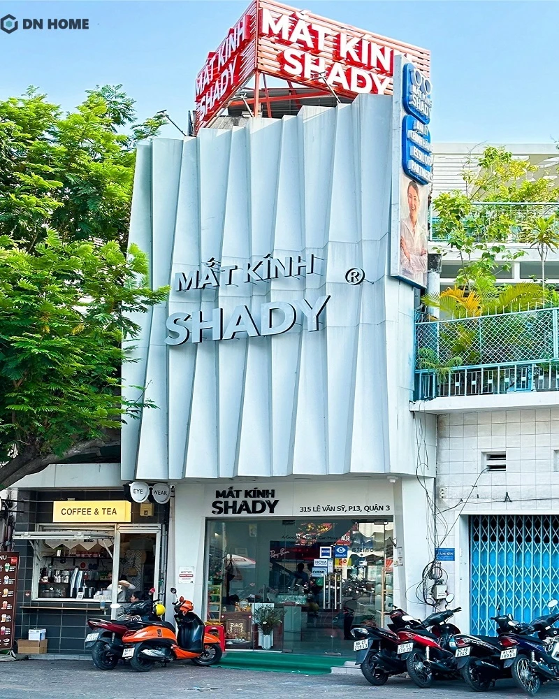 Bảng hiệu mắt kính với thiết kế ấn tượng, phá cách