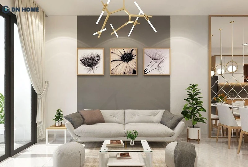 Bố trí phòng khách gần ban công giúp tận dụng tối đa ánh sáng tự nhiên