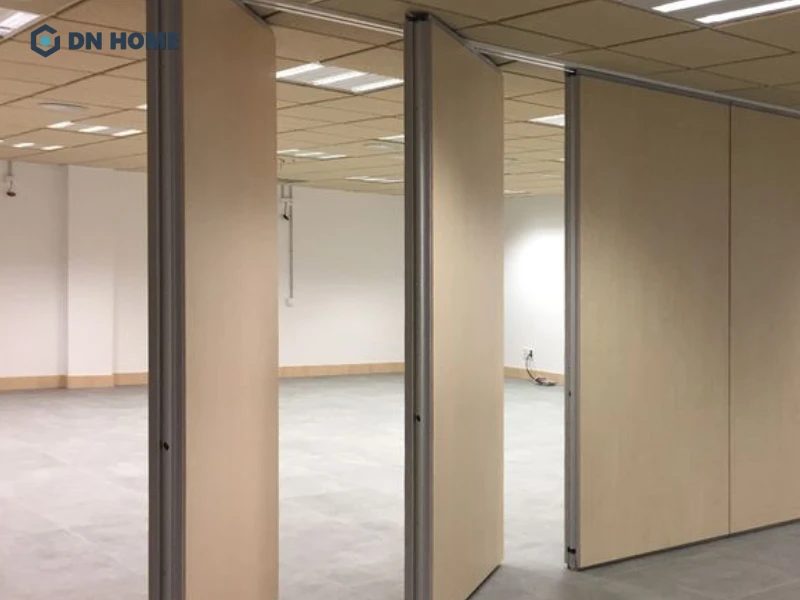 Vách ngăn bằng nhựa PVC mang phong cách hiện đại, phù hợp với không gian sống trẻ trung