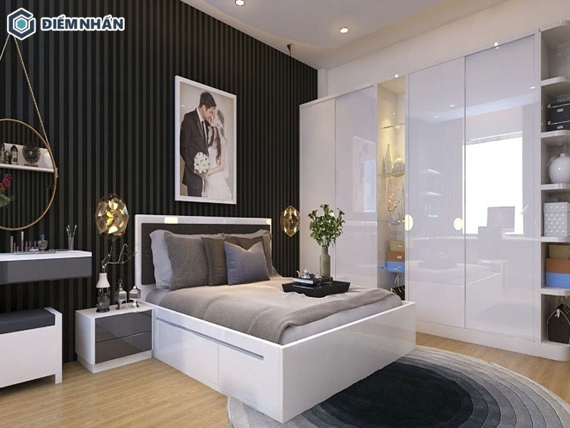 Treo ảnh kết hôn để trang trí phòng ngủ nhỏ cho vợ chồng mới cưới