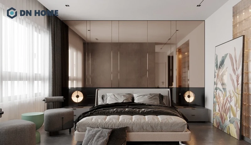 Mảng tường đầu giường được trang trí tấm gương lớn