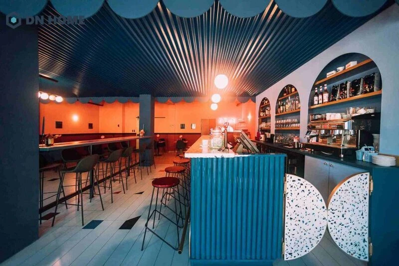 Đường nét thiết kế quầy bar đơn giản hướng đến sự thông thoáng nhưng vẫn rất sang trọng