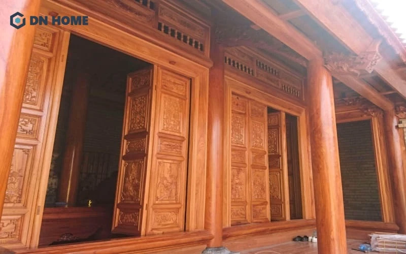 Ứng dụng gỗ gõ đỏ từ Nam Phi trong xây dựng nhà cửa