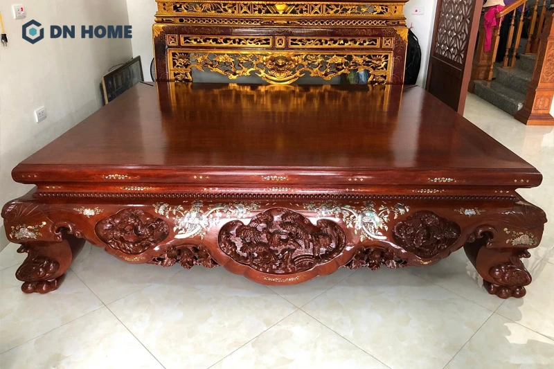 Gỗ gụ được ứng dụng cực kỳ phổ biến trong sản xuất nội thất cao cấp và sản phẩm thủ công mỹ nghệ