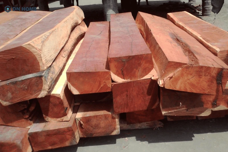 Gỗ hương là một trong những dòng gỗ tự nhiên cao cấp, có giá trị thẩm mỹ - kinh tế- sưu tầm
