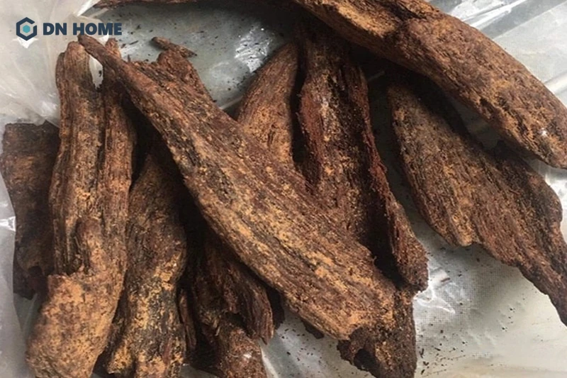 Gỗ tóc là loại trầm hương có hàm lượng tinh dầu thấp nhất trong 3 loại