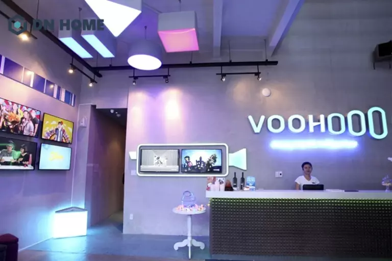Karaoke Box Voohooo tập trung vào trải nghiệm cá nhân, cho phép ghi hình màn trình diễn