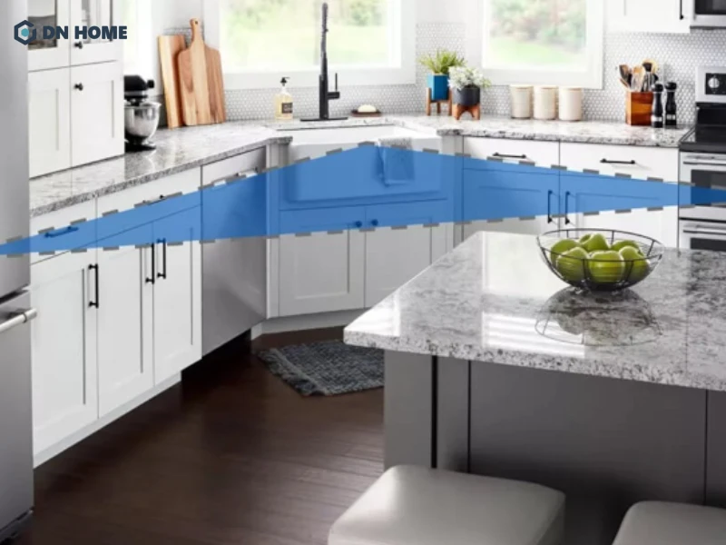Gia chủ nên đặt bếp theo nguyên tắc tam giác vàng để thuận tiện khi di chuyển và nấu nướng