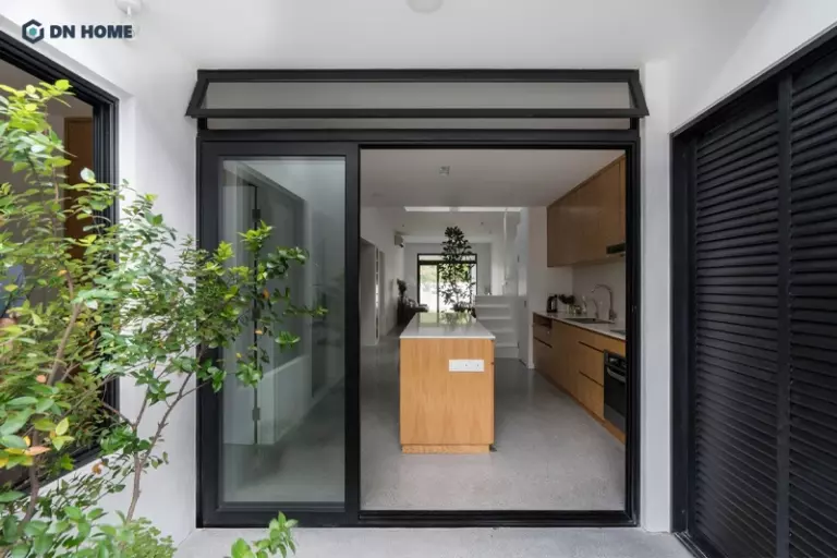 Khu vực phòng bếp ăn nhà ống phong cách thiết kế Minimalism