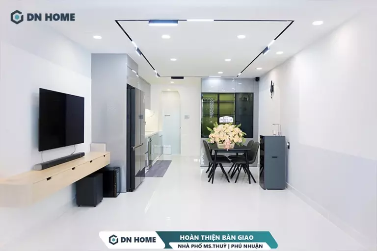 Phong cách thiết kế tối giản giúp không gian nhà phố trong rộng rãi, thoáng đãng hơn